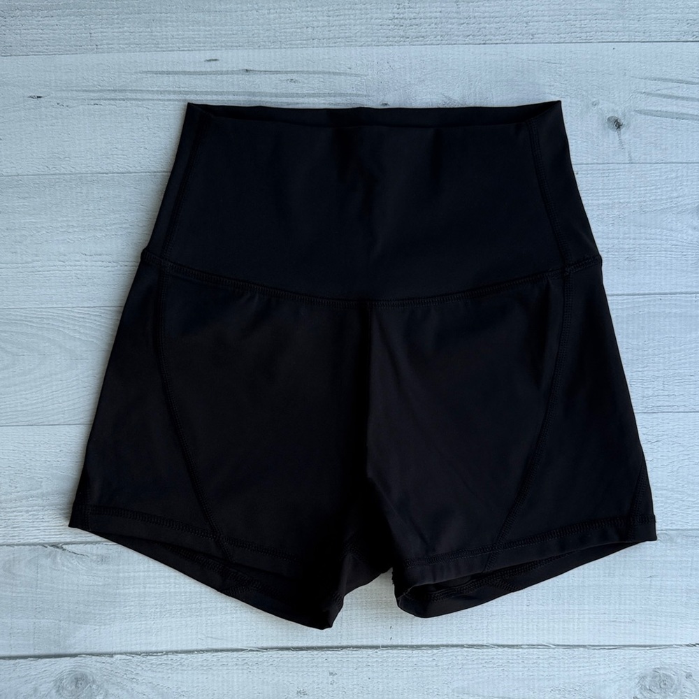 Born Primitive Your Go To Booty Short Black Size XS - Picture 3 of 10